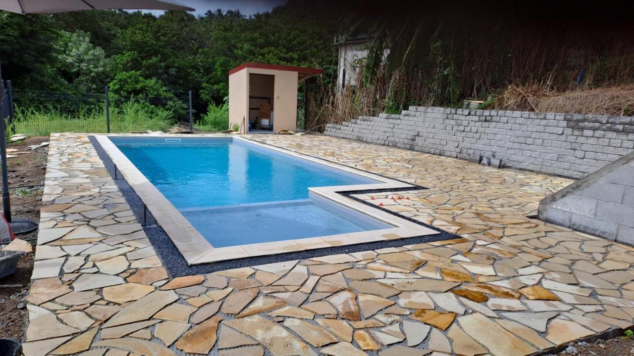 Ferienwohnung La Kay Fyfy Saint-Pierre Exterior foto